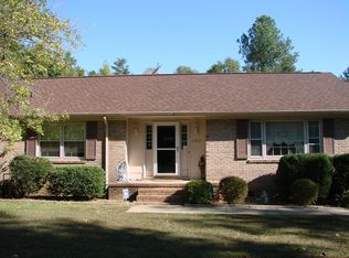 2910 Little River Dr, Hillsborough, NC 27278