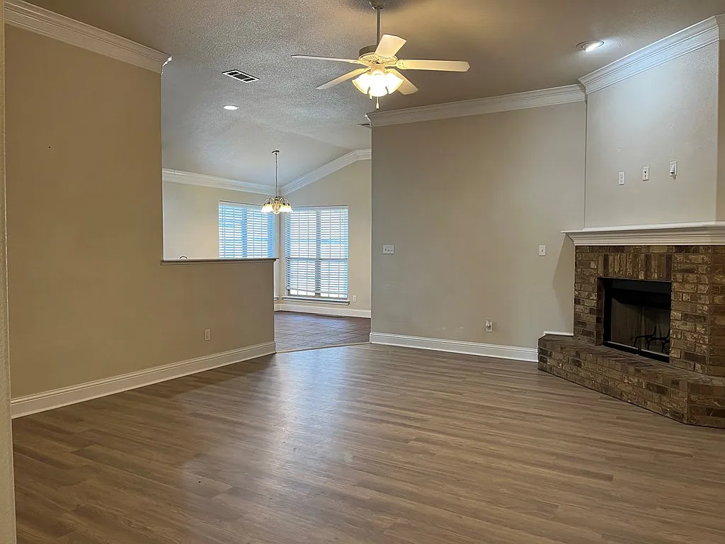 Building Photo - 1008 Rangers Ct