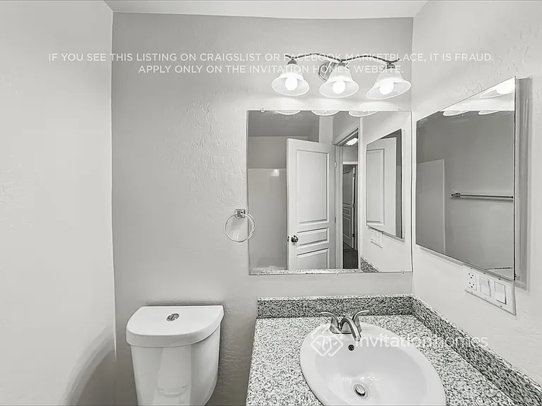17263 W Acapulco Ln — Photo 18