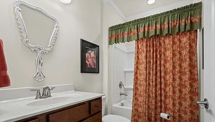 673 Birchway Dr — Photo 3