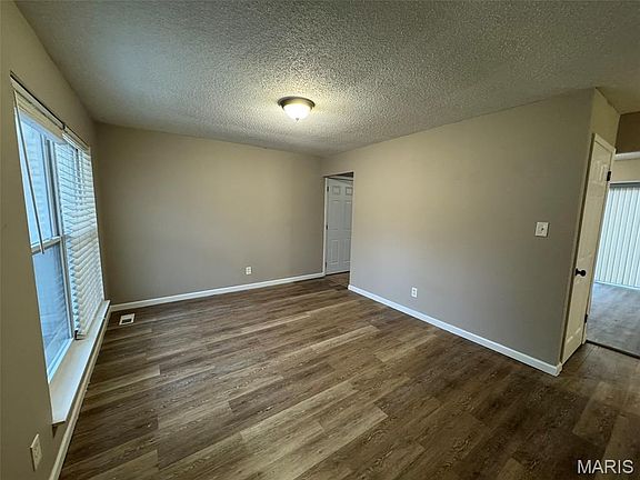 3rd image of 12113 La Padera Ln