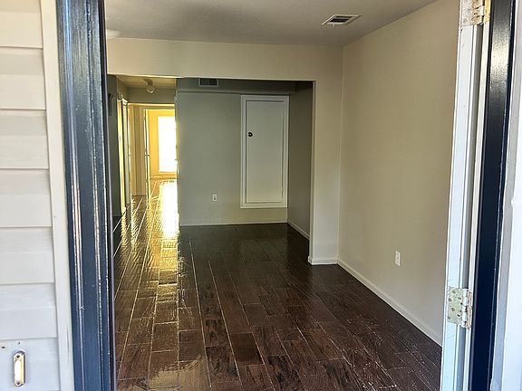 Entrance and shows kitchenette area