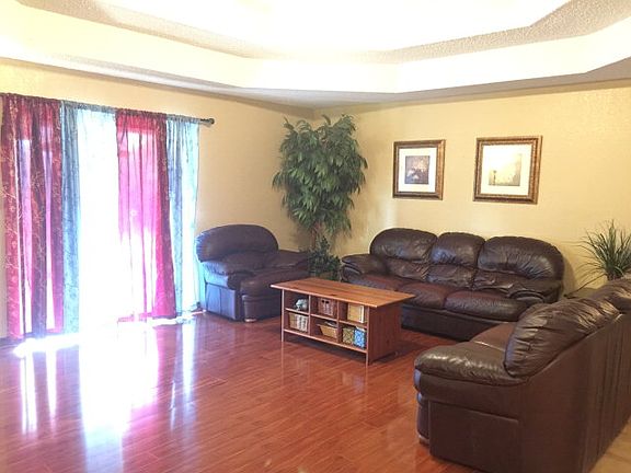4th image of 5 Deer Haven Ct