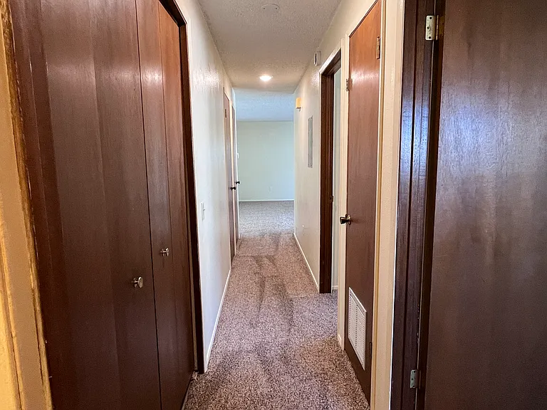 113 Marcus St #B — Photo 5