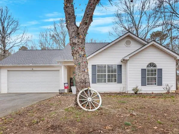 121 Deer Run Trl SE, Calhoun, GA 30701