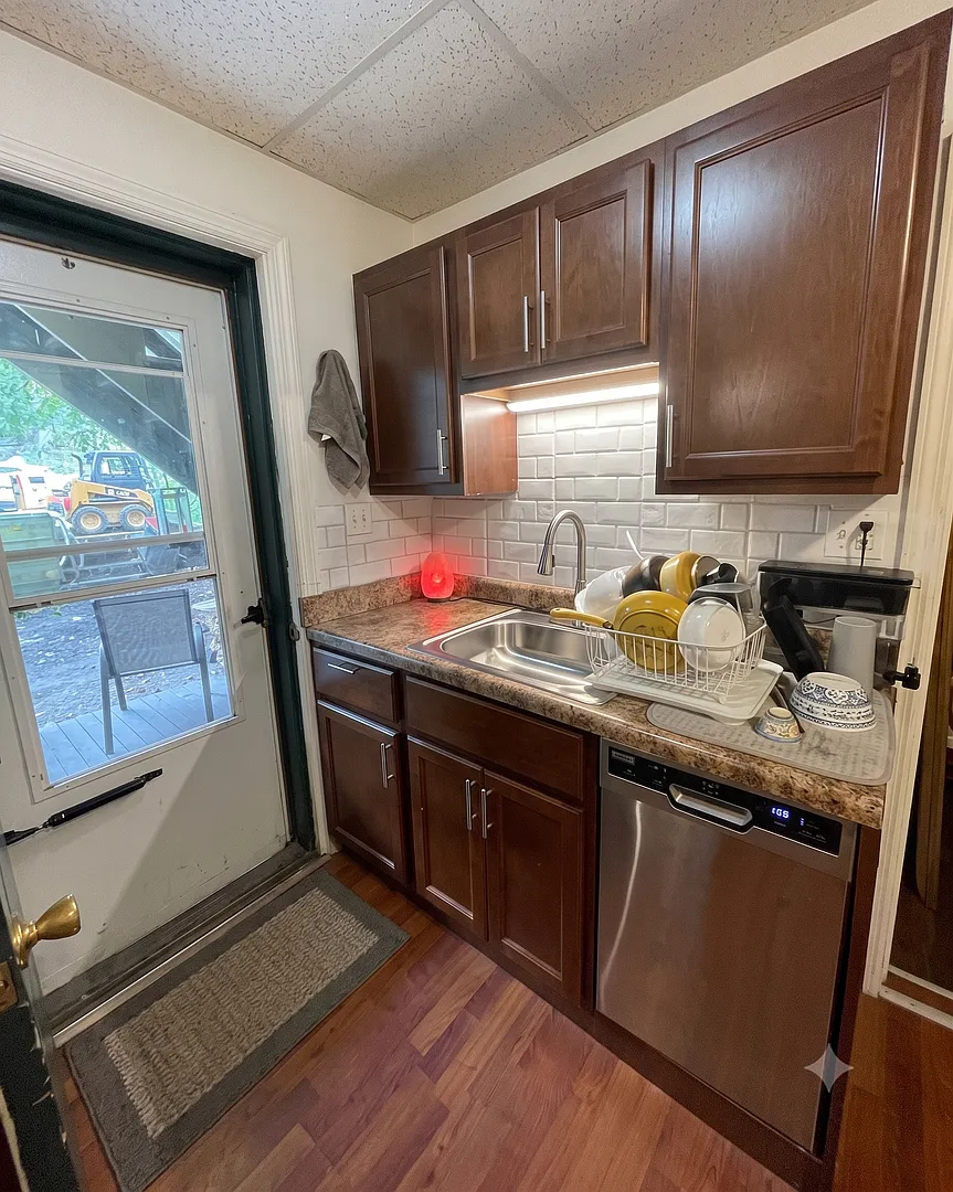 3008 Paulowna Street — Photo 3