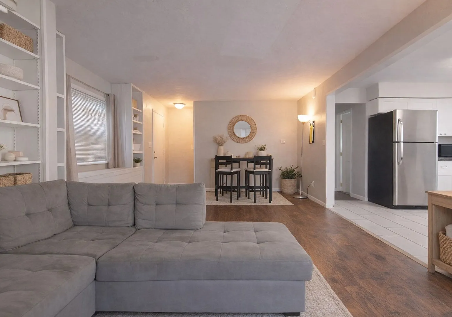 605 S Aurora Street — Photo 1