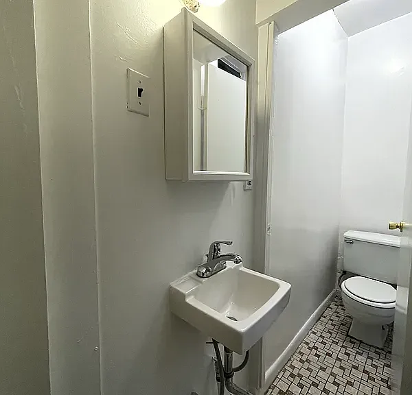 416 W 56th St #11 — Photo 8