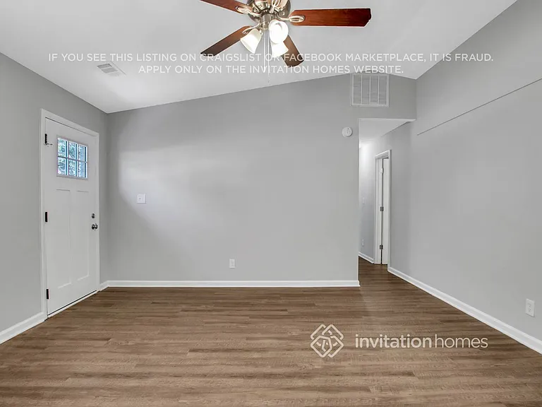 1459 Meadowlark Dr — Photo 8