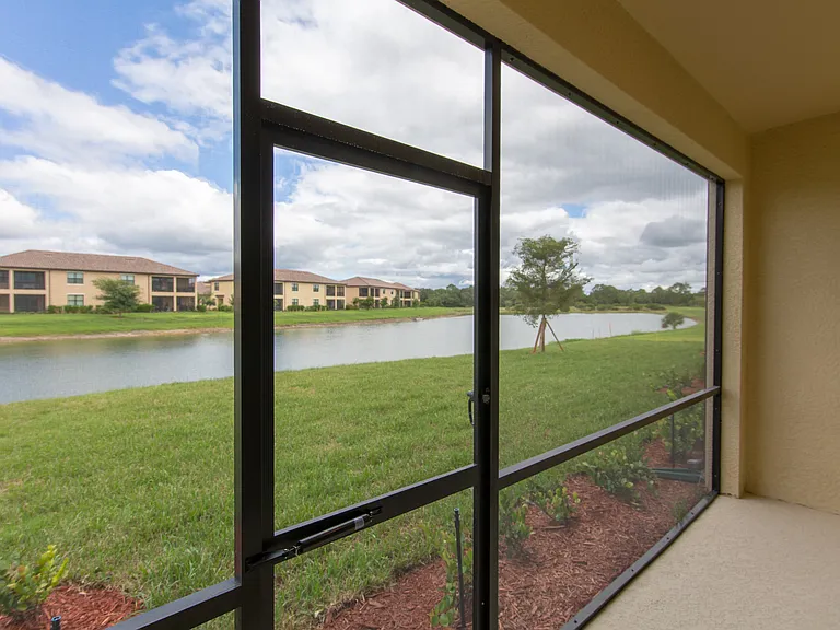 20450 Lagente Cir — Photo 22