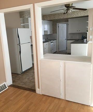 3rd image of 217 Woonasquatucket Ave