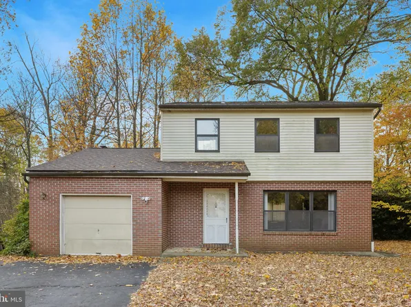 74 Hillside Ave, Huntingdon Valley, PA 19006