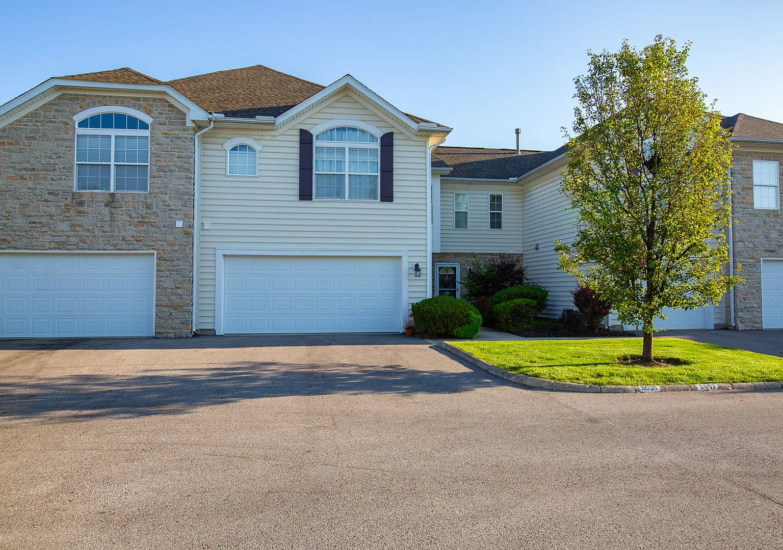 5036 Ivyvine Blvd — Photo 1