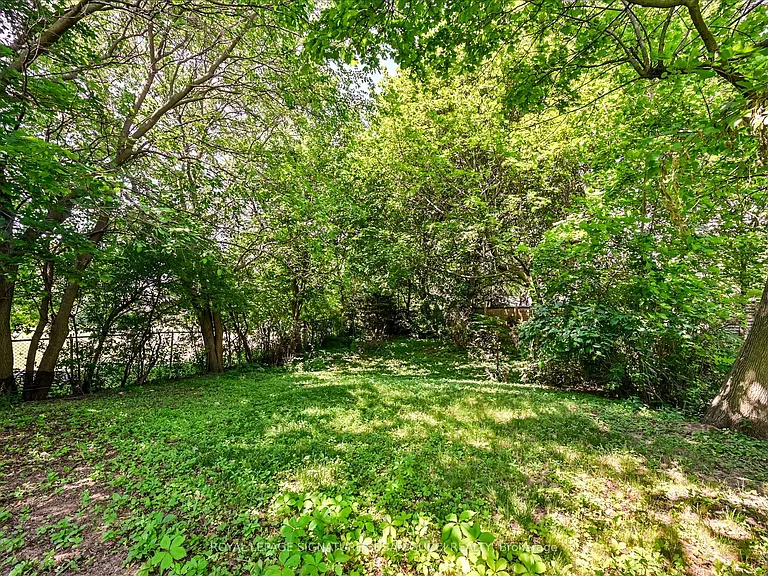 32 Marilyn Cres #MAIN — Photo 35