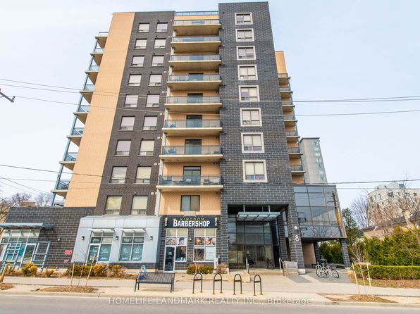 8 Hickory St W #901, Waterloo, ON N2L 3H6