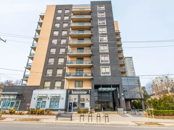 8 Hickory St W #901, Waterloo, ON N2L 3H6