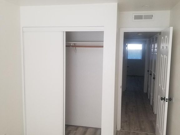 5th image of 1806 Luby Dr