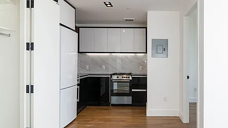 581 Ocean Parkway, #7B