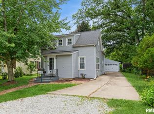 4102 8th Ave, Moline, IL 61265