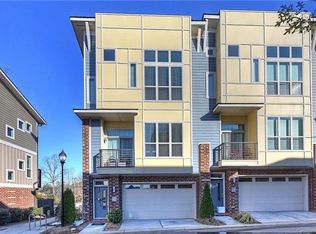 1017 Pierre Dr, Charlotte, NC 28205