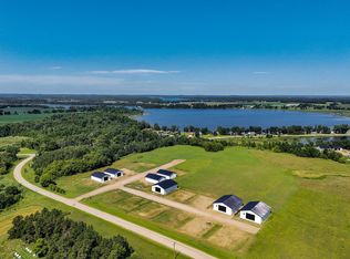 37577 470th St #23, Frazee, MN 56544