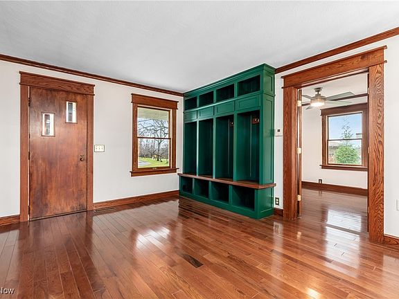 3rd image of 3229 Nolan Rd