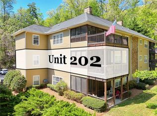 146 Gleneagle Ct #E202, Clayton, GA 30525