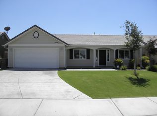 6217 Star Sapphire Dr, Bakersfield, CA 93313