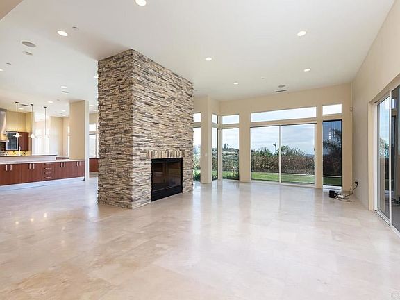 4th image of 2531 Walinca Way
