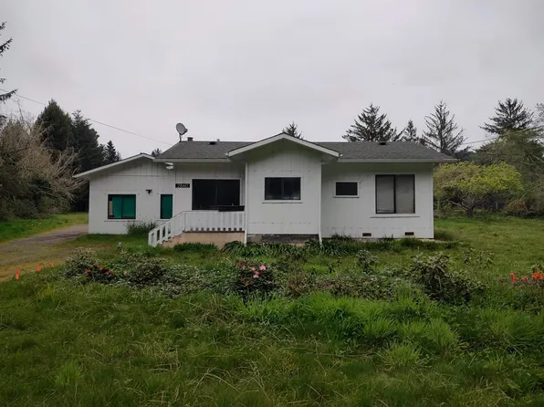 2860 Elk Valley Cross Rd, Crescent City, CA 95531
