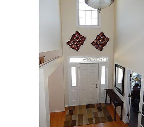 2nd image of 3600 Turnberry Dr