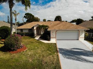 2085 SE Benedictine St, Port Saint Lucie, FL 34983