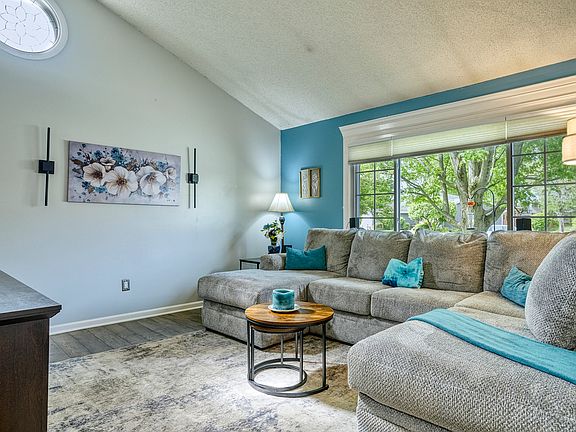 4th image of 5060 W 87th Pl