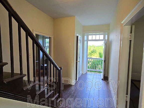 2nd image of 11160 Pleasant Vale Rd
