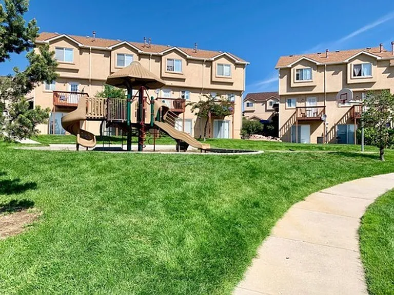 7877-7895 Antelope Valley Point — Photo 13