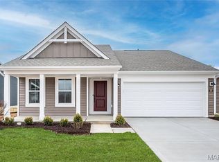375 Valley Bluff Dr, Wentzville, MO 63348