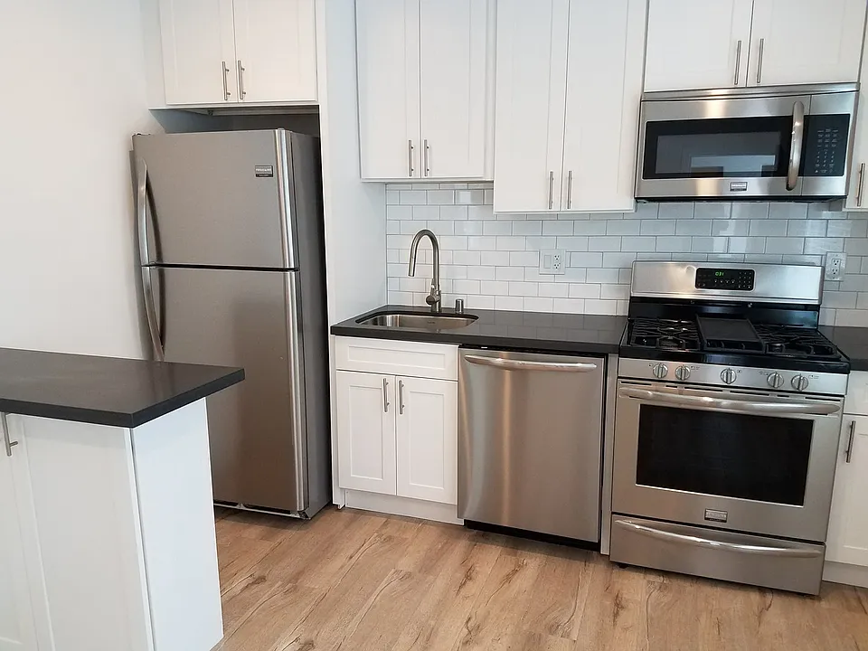 1750 Sycamore LLC
