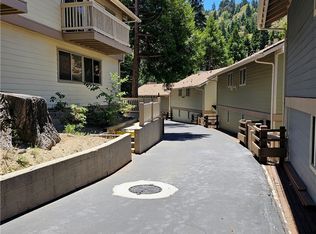 310 Canyon Crest Ln, Lake Arrowhead, CA 92352