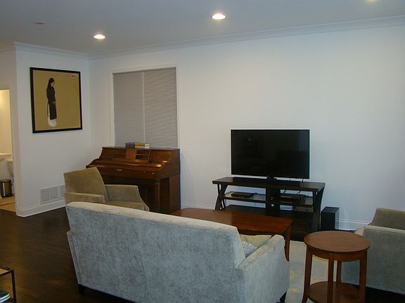 2nd image of 3837 S Hermitage Ave