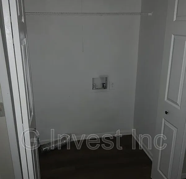 1459 Hawkins St NW — Photo 8