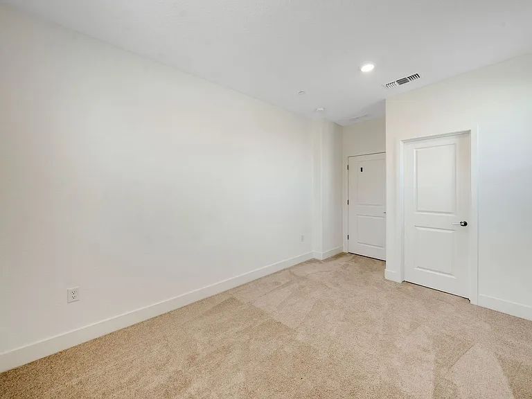 3363 Apollo Ct — Photo 39