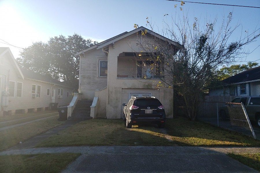 1st image of 2538 Clover St