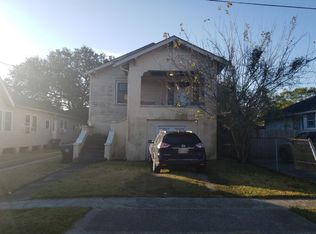 2538 Clover St, New Orleans, LA 70122