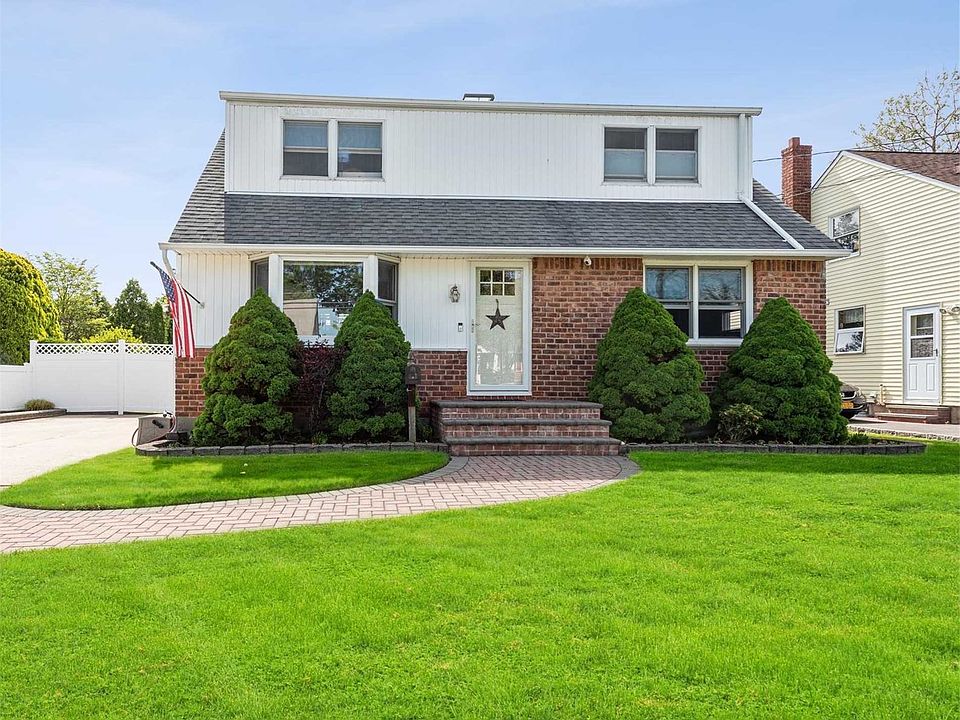 1st image of 42 Cedar St