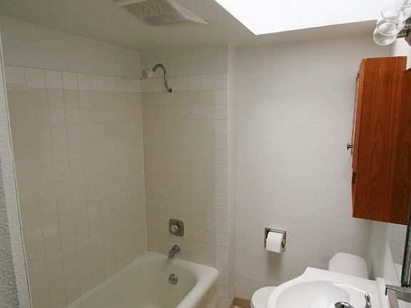 5th image of 137 W Mukilteo Blvd