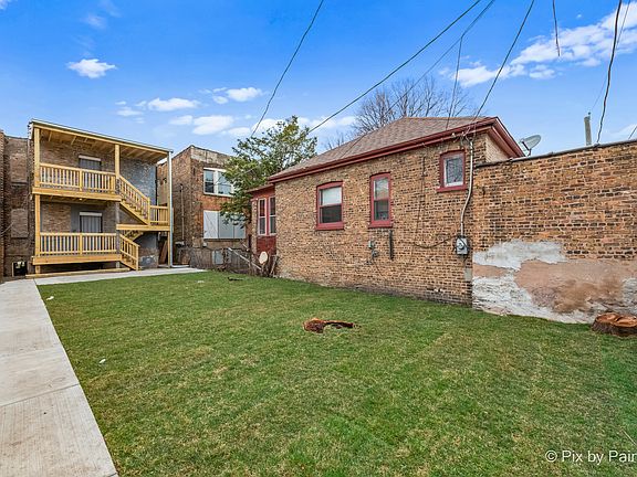 3rd image of 6805 S Calumet Ave