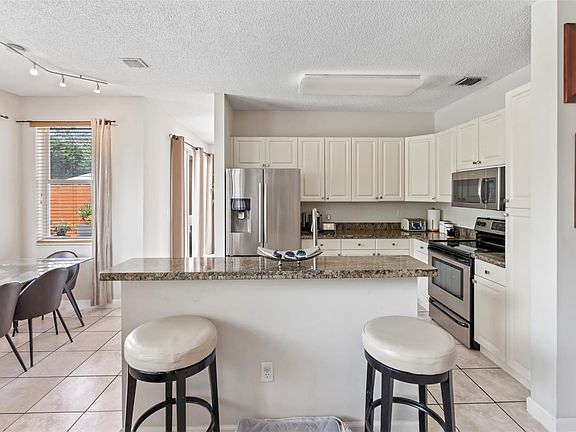 5th image of 1260 NW 159th Lane