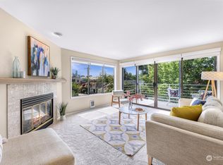 1100 E Harrison St APT 201, Seattle, WA 98102