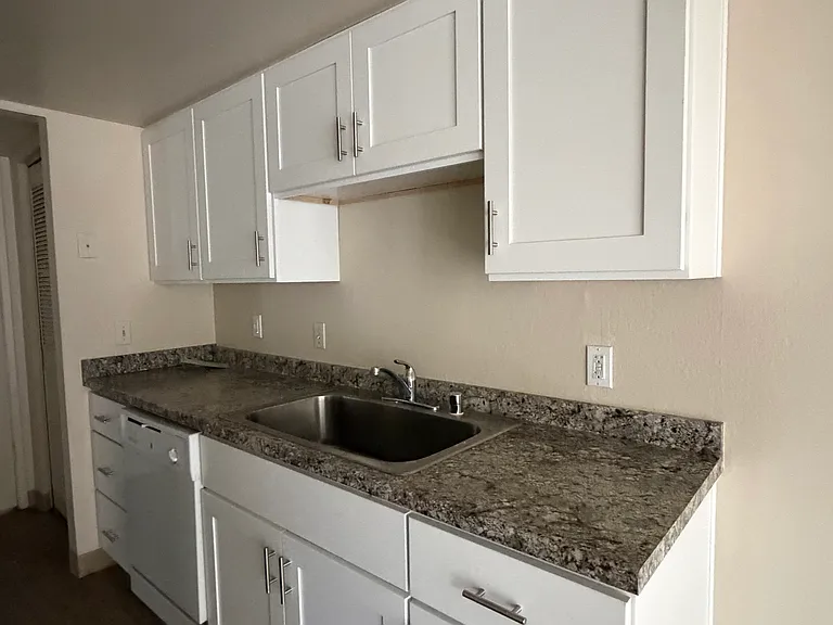 3321 Santa Rosa Ct #C — Photo 7