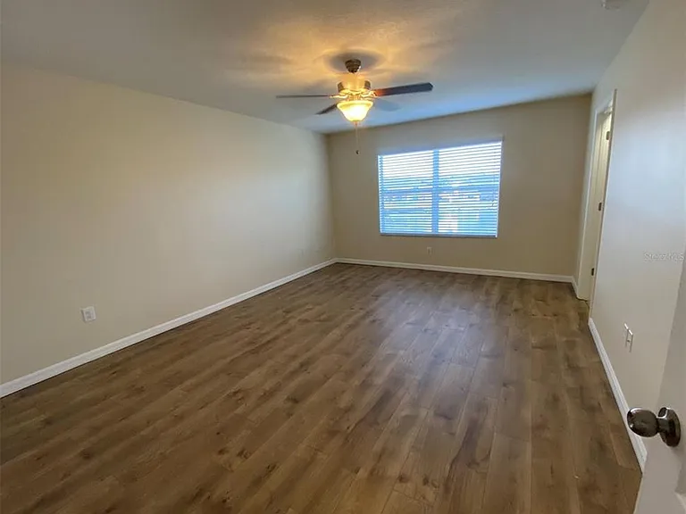 12013 Greengate Dr — Photo 15